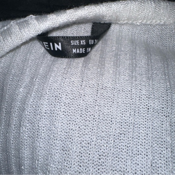 Shein White Zip-Up Crop Top - Picture 2 of 5